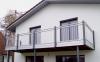 Aluanbau mit dichtem Bodenbelag