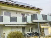 Anstellbalkon mit Lochblech Glasfeldern