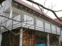Alu Liba Balkon mit Lochblechen