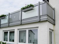 Alu-Liba Glas Lochblech mit Zwischenstäben