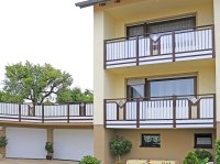 Alu-Liba Modell Germering mit Raute und durchgehendem Handlauf