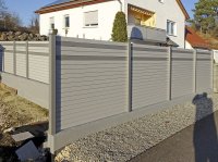 Grundstücksbegrenzungen mit Rombusprofilen
