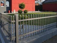 Alustabzaun mit Kugelkappe